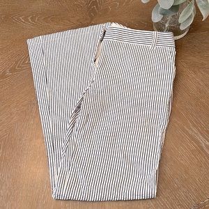 ⛵️ J Crew City Fit White With Blue Pin Striped Pants